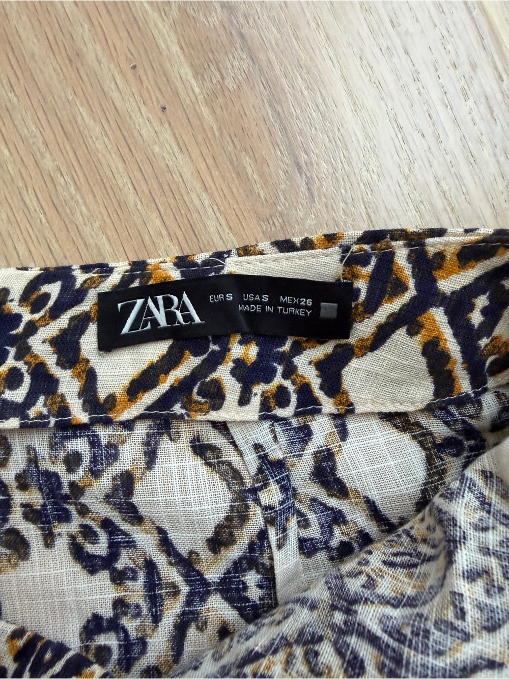 Zara Wrap Mini Skirt - Picture 4 of 4